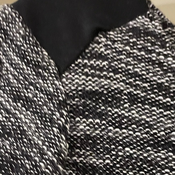 Timeless Old Navy Dress - Picture 3 of 6